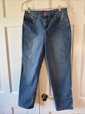 Gloria Vanderbilt Amanda Straight Leg Women's Jeans Medium Blue Denim 8 Short
